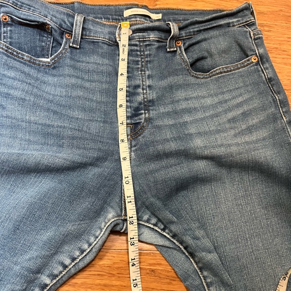 Levi's Wedgie Straight Medium Wash High Rise Ankle Blue Jeans. Size Women's 32 - Picture 12 of 14